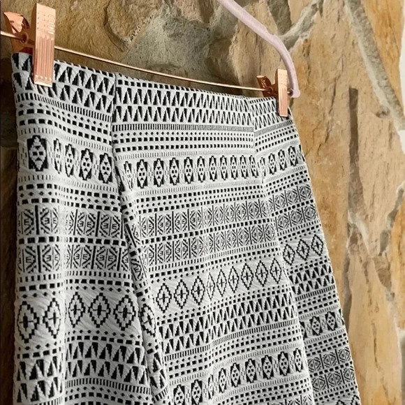 Garage Black and Cream Tribal Print Skater Skirt - Picture 5 of 6